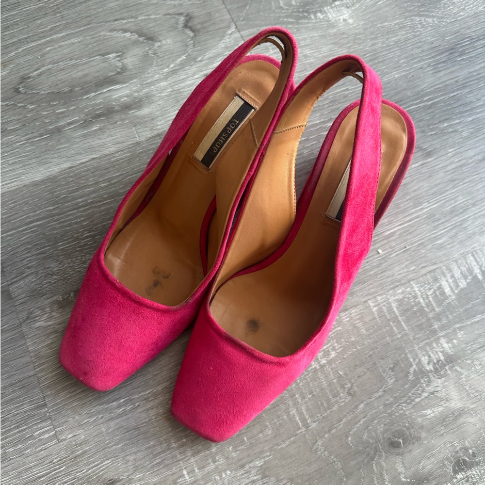 Topshop Gainor Suede Square Toe Slingback Block Chucky Heels in Hot Pink